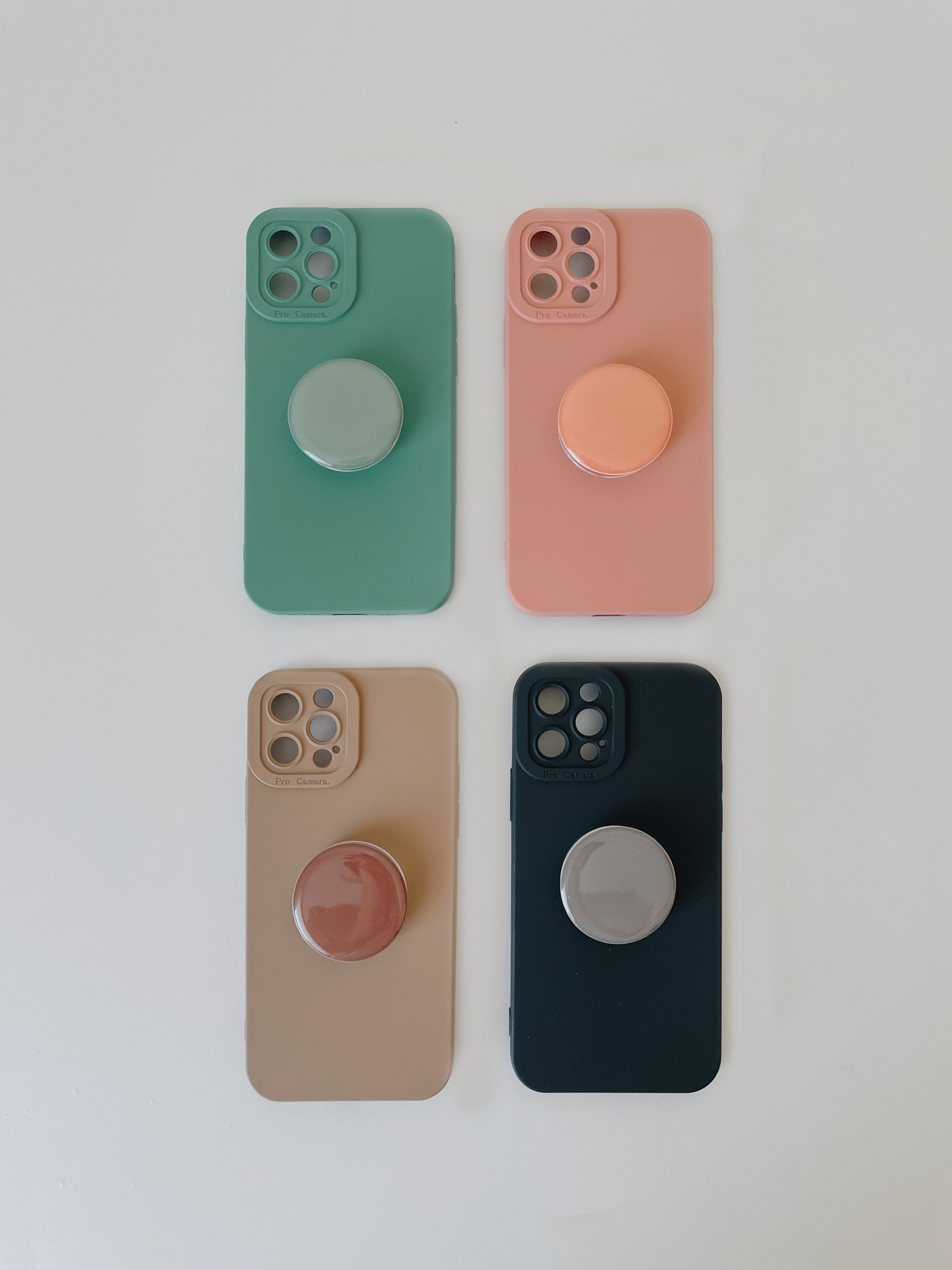 COLOR GAME COLLECTION PHONE HOLDER