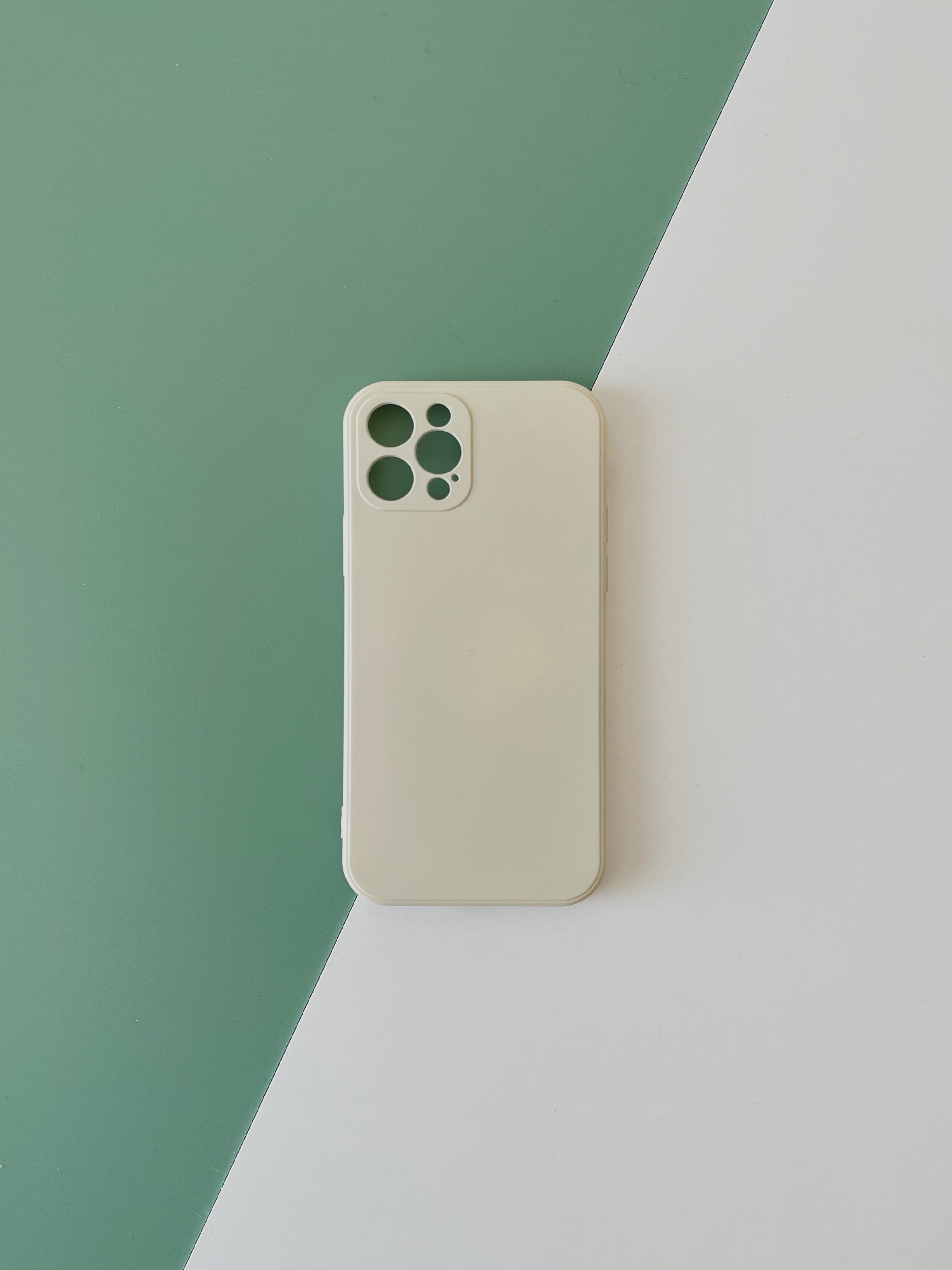 CREAM WHITE PHONE CASE